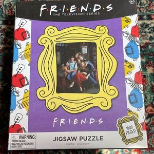 FRIENDS Jigsaw puzzle NWOT